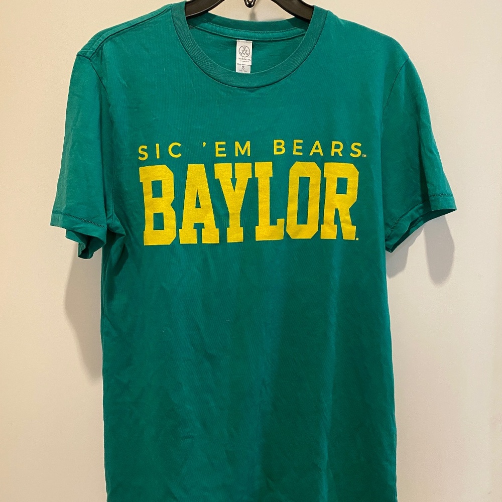 Baylor T-shirt NWT Size Small